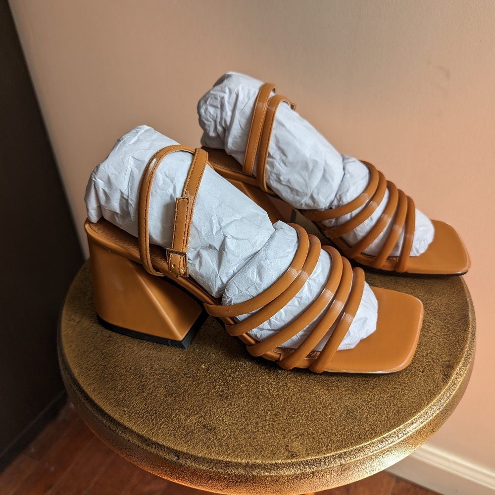 NWT ASOS tan faux leather chunky block heel strappy Husk square toe sandals - Picture 2 of 6